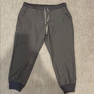 Figs Jogger Scrubs. Grey. Petite XL